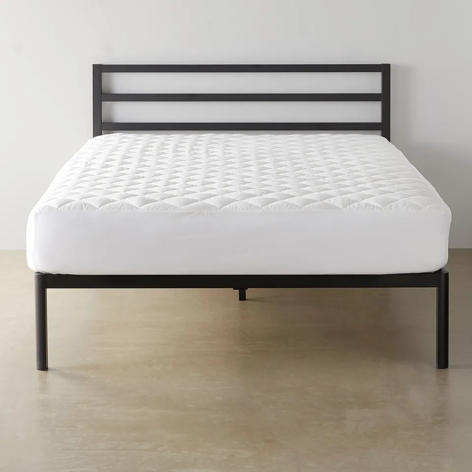 AmazonBasics Coprimaterasso Trapuntato Ipoallergenico Twin XL 18"