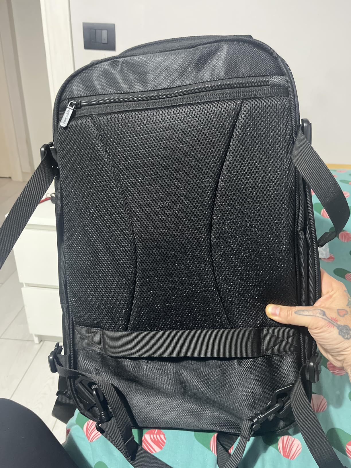 AmazonBasics Zaino da viaggio bagaglio a mano leggero