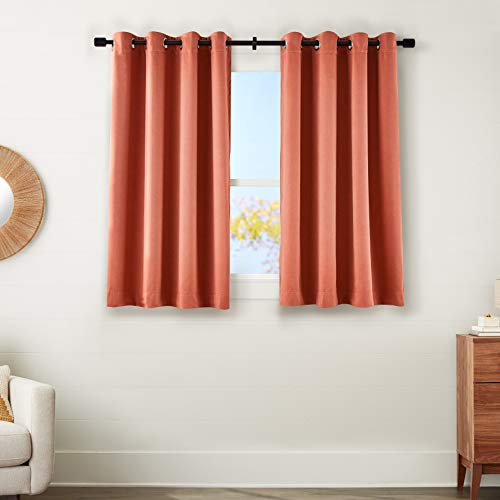 Amazon Basics Theatre Grade tende 132x160 cm terracotta oscuranti 2pz