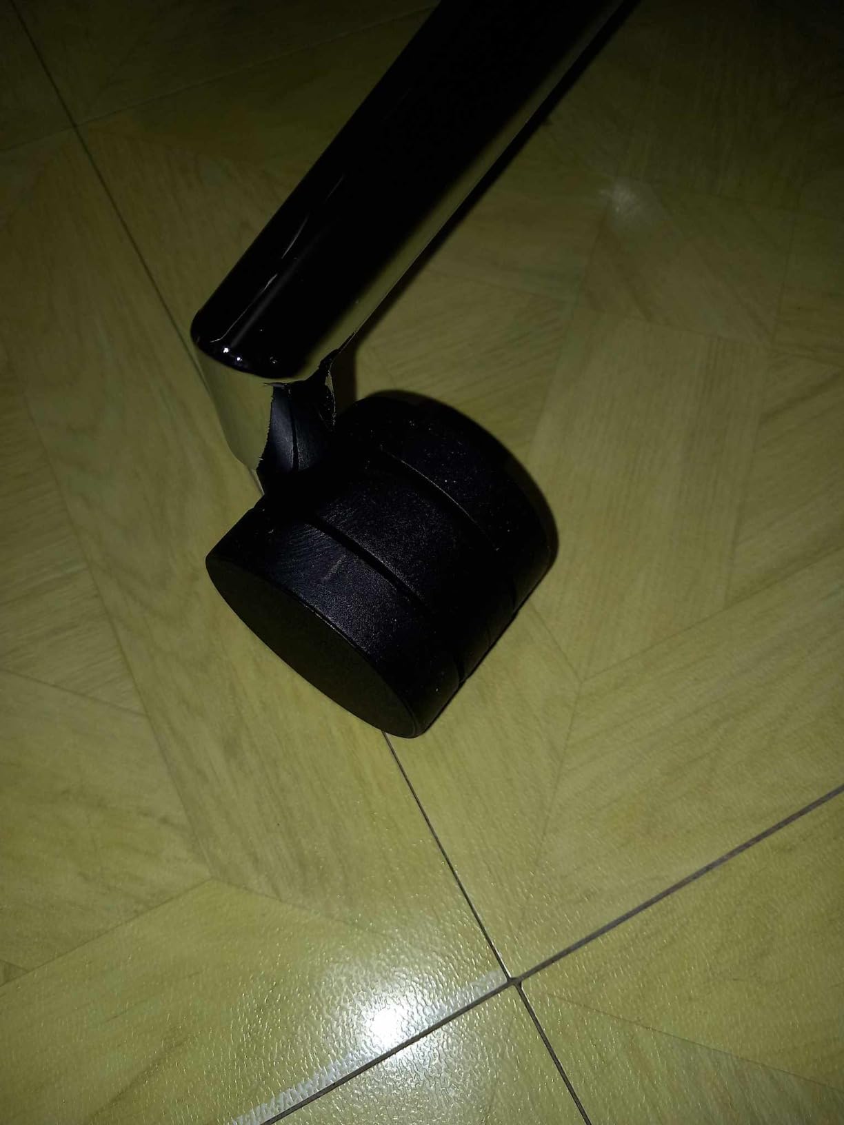 Amazon Basics Sedia Ufficio Ergonomica Nera Schienale Alto in Rete
