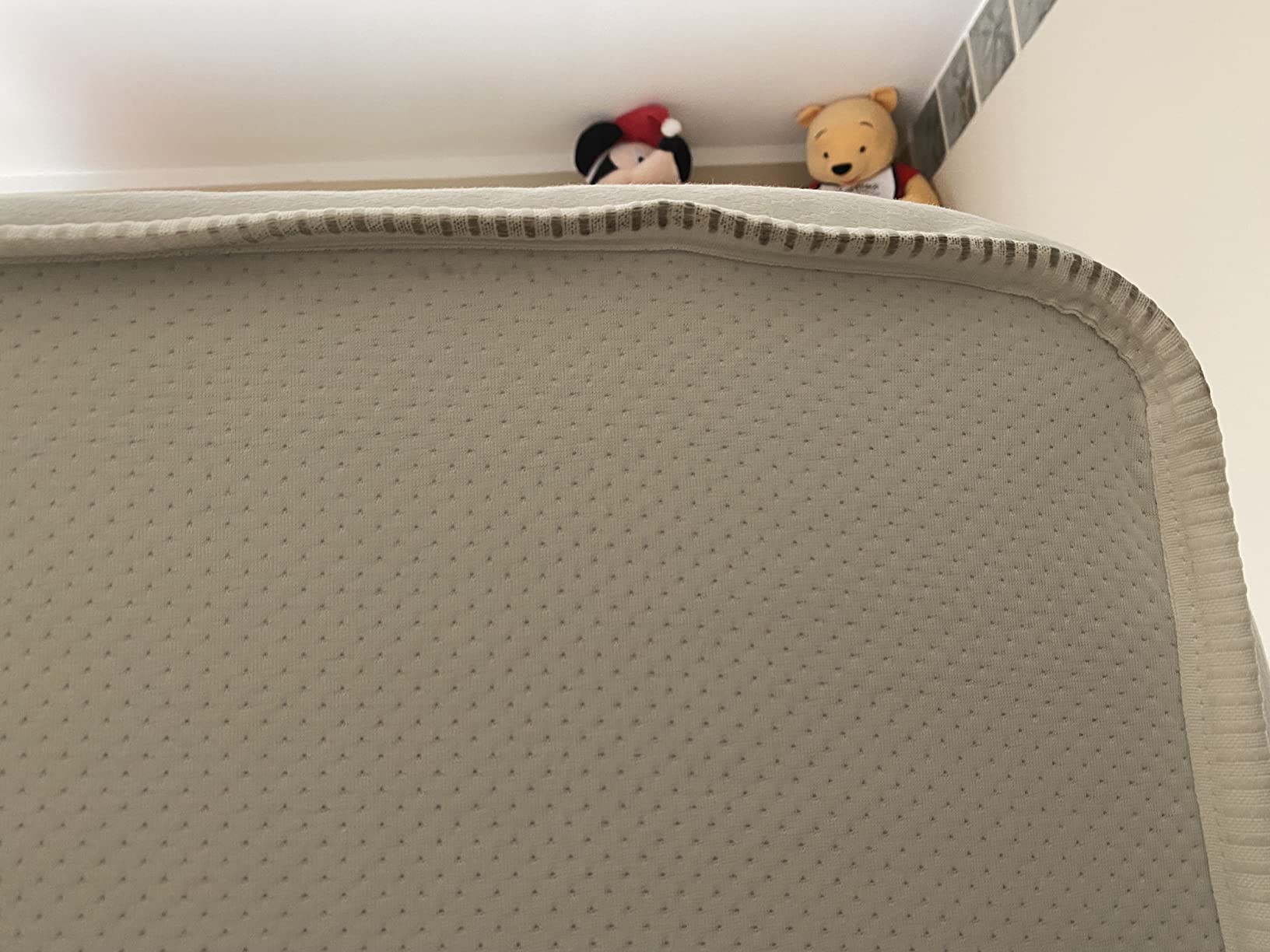 Amazon Basics Materasso memory foam 90x190 molle insacchettate medio
