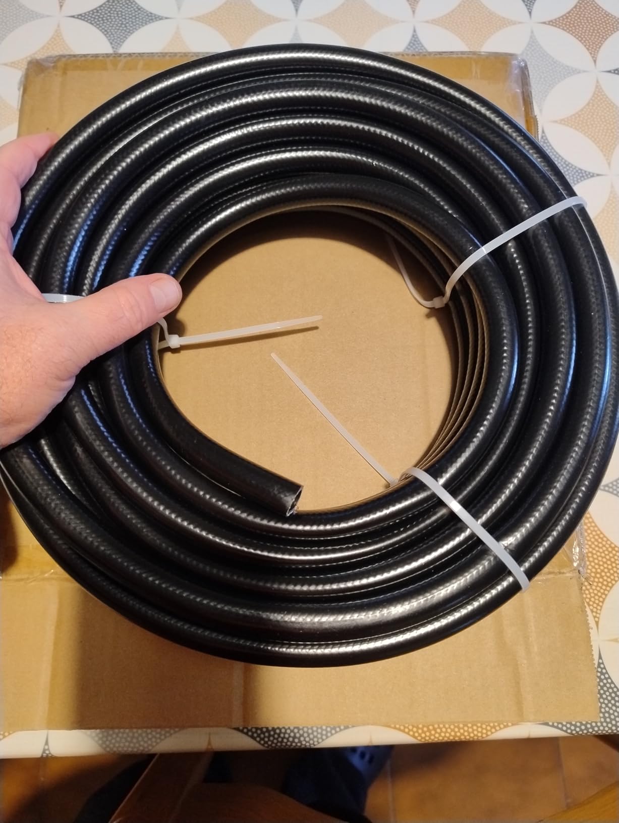 Amazon Basics Tubo Piscina 9,1 m Blu Antischiacciamento