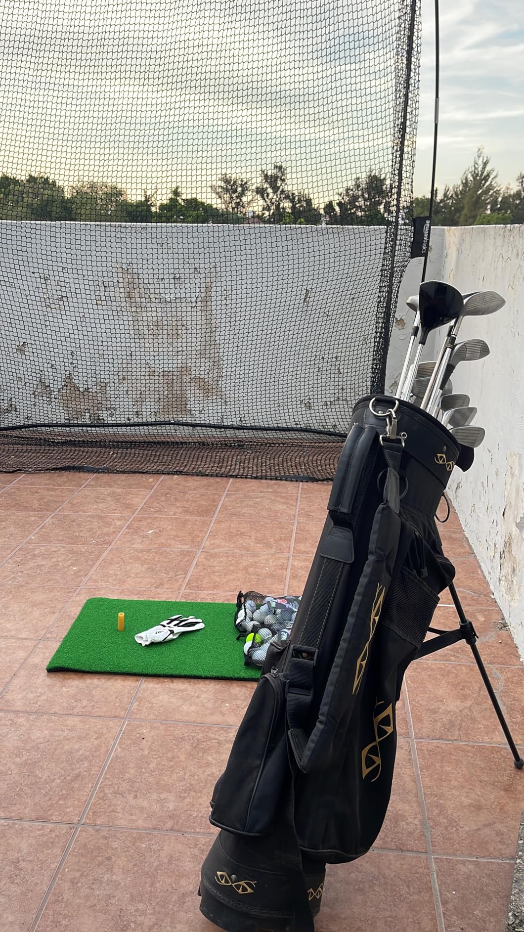 AmazonBasics Rete Golf Portatile Allenamento 2,44x2,44m Interna