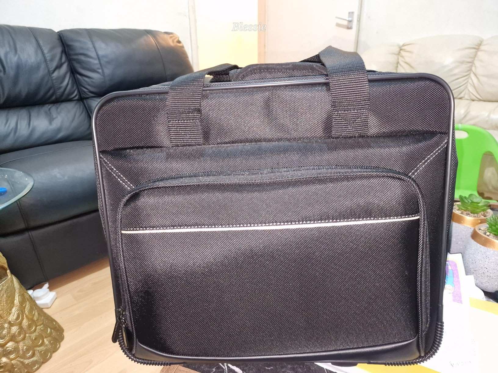 AmazonBasics Borsa Laptop con Ruote da Viaggio Nera
