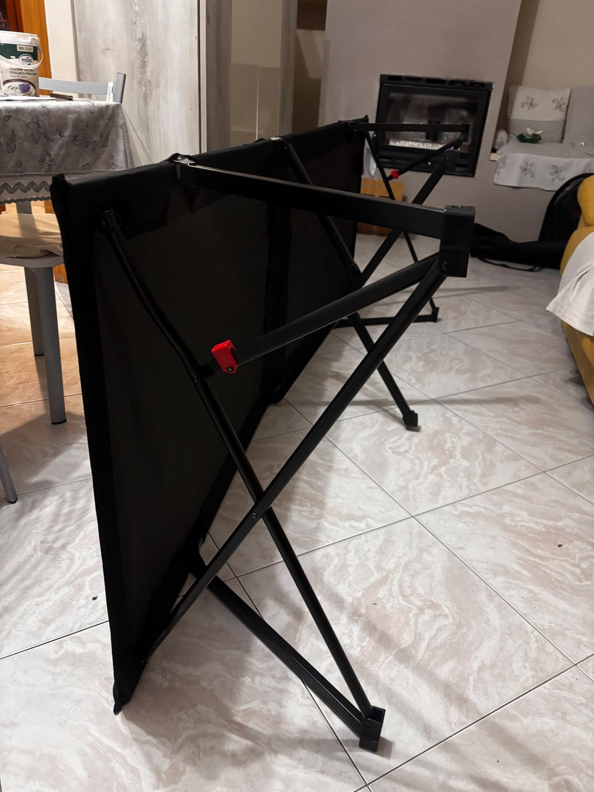 Amazon Basics letto da campeggio pieghevole nero 205 cm acciaio