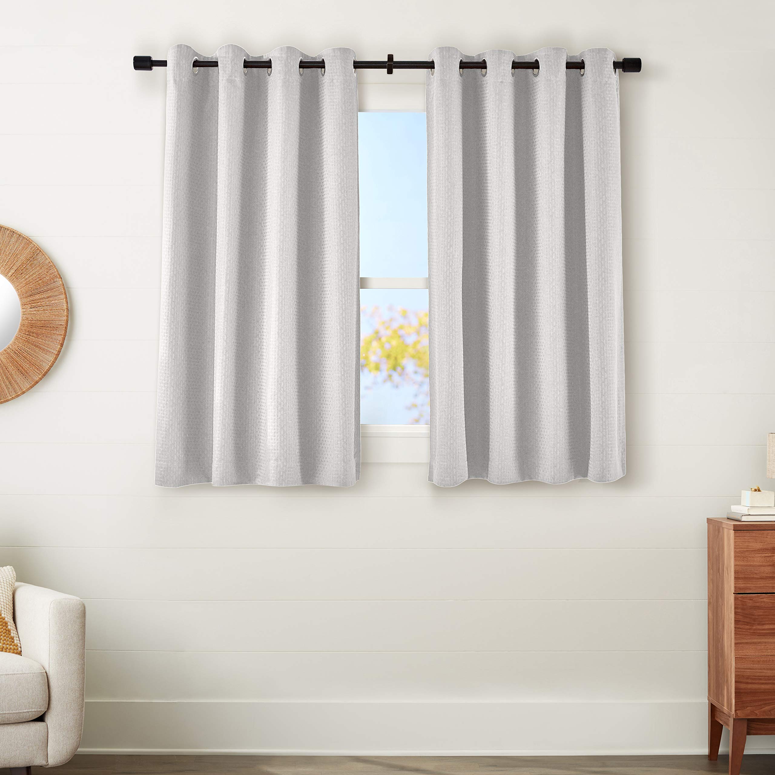 Amazon Basics Basket Weave Tenda Oscurante 132x160 Grigio 2 Pezzi