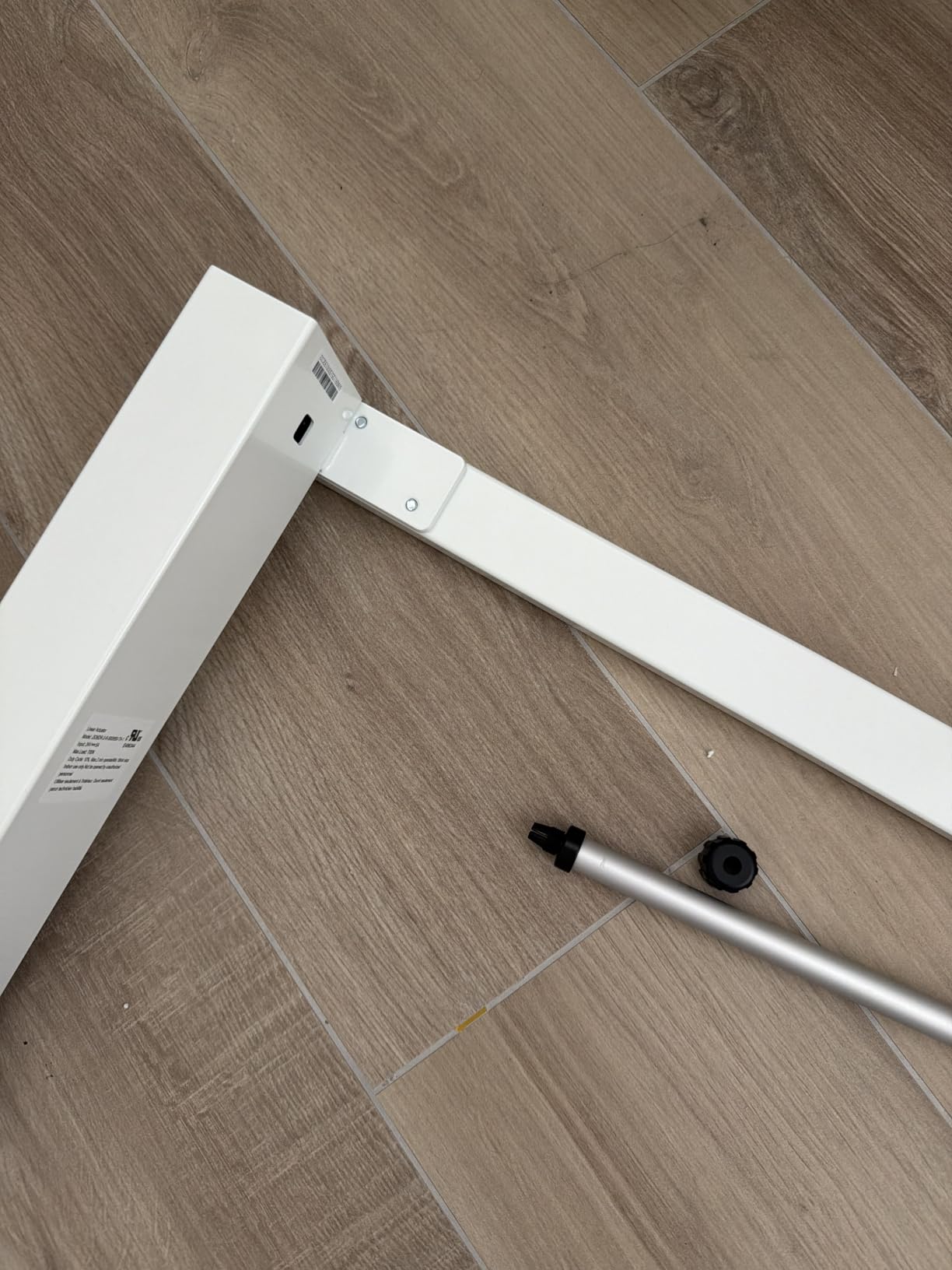 Amazon Basics scrivania sit-stand elettrica 120x60 faggio