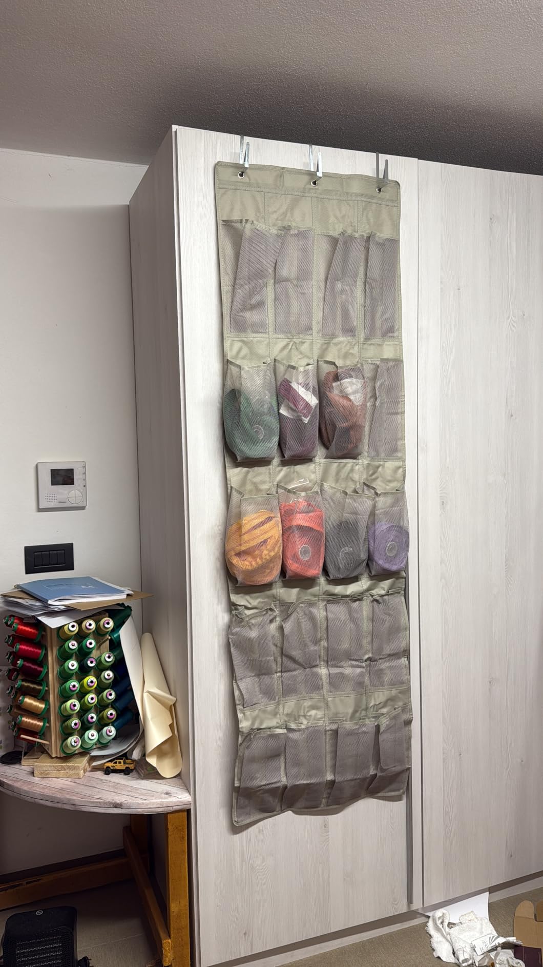 Amazon Basics Scarpiera 24 grigia 48x170 cm