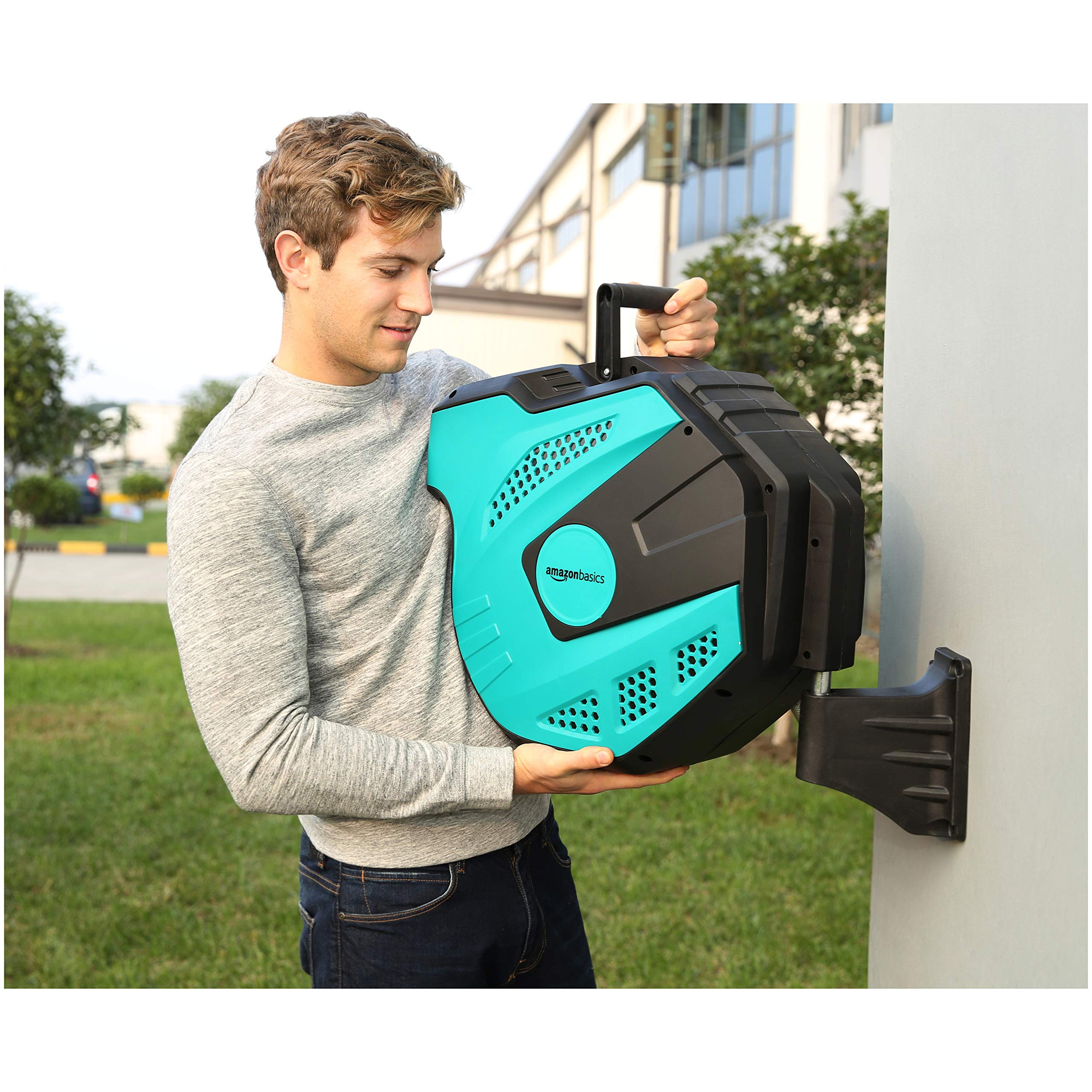Amazon Basics Avvolgitubo Automatico 25m da parete