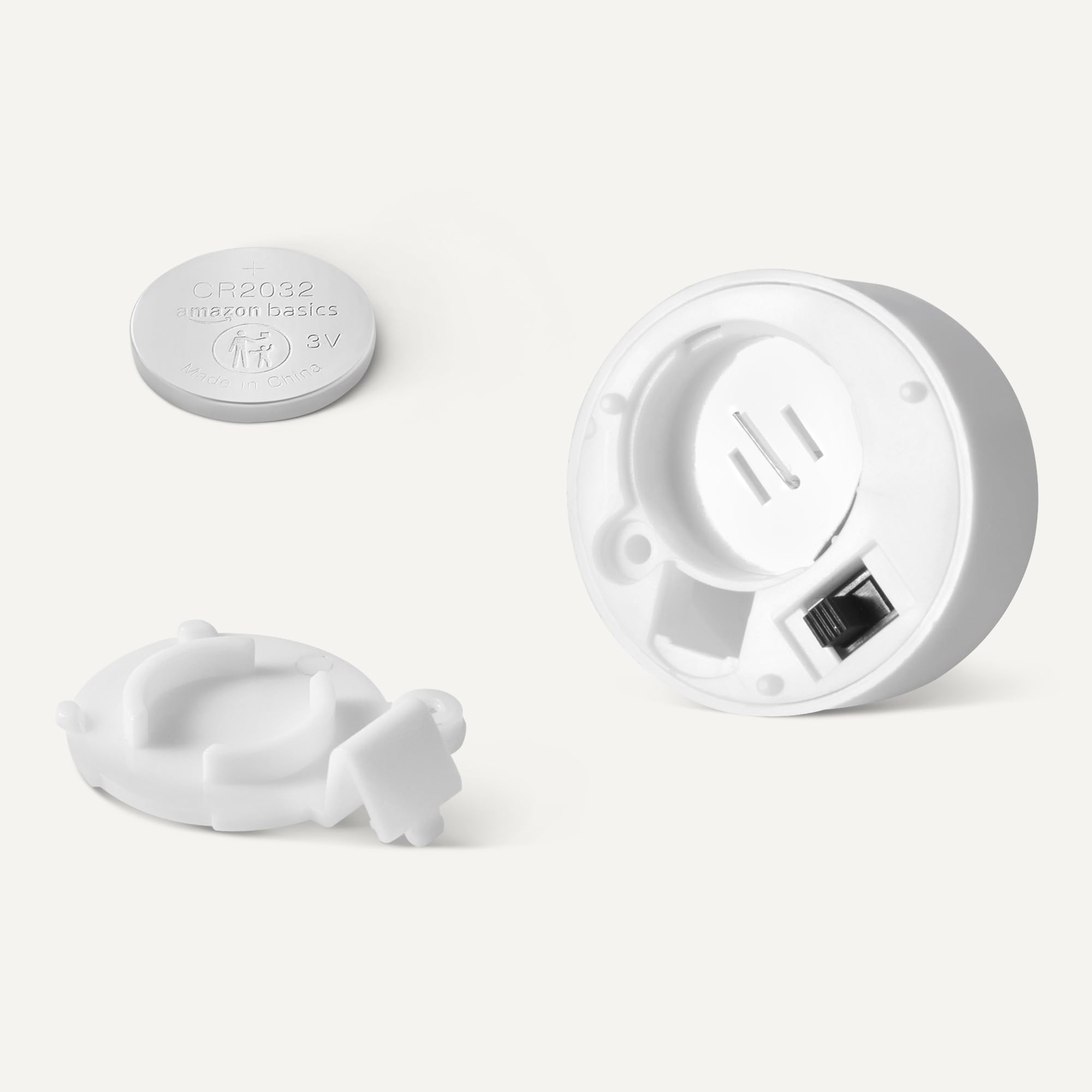 Amazon Basics Candele LED Tea Light Bianche 24 Pezzi a Batteria