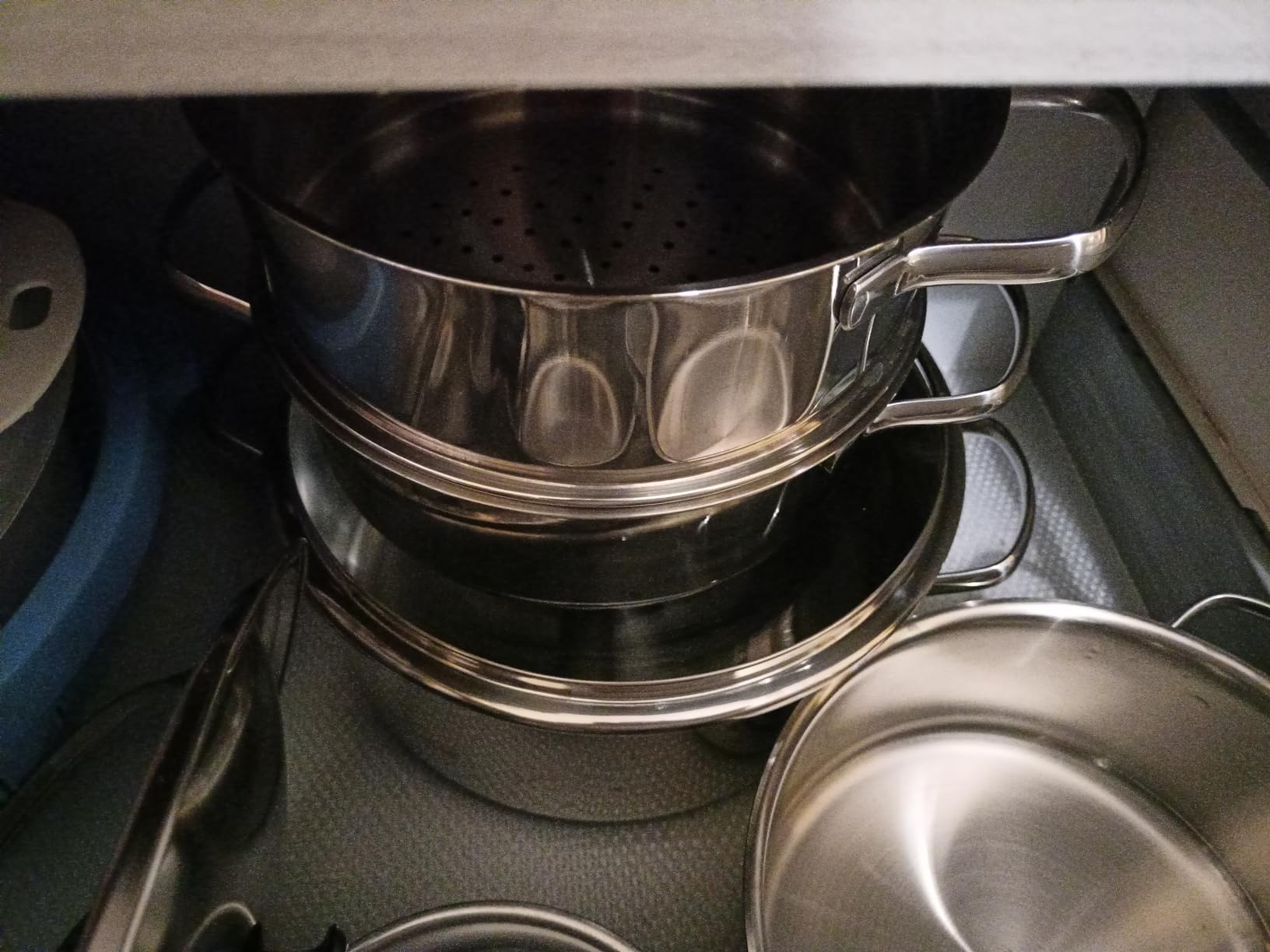AmazonBasics Set Pentole Inox 5 Pezzi Induzione