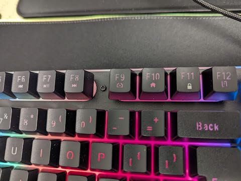 RedThunder K10 Combo Tastiera e Mouse Cablati RGB con Poggiapolsi