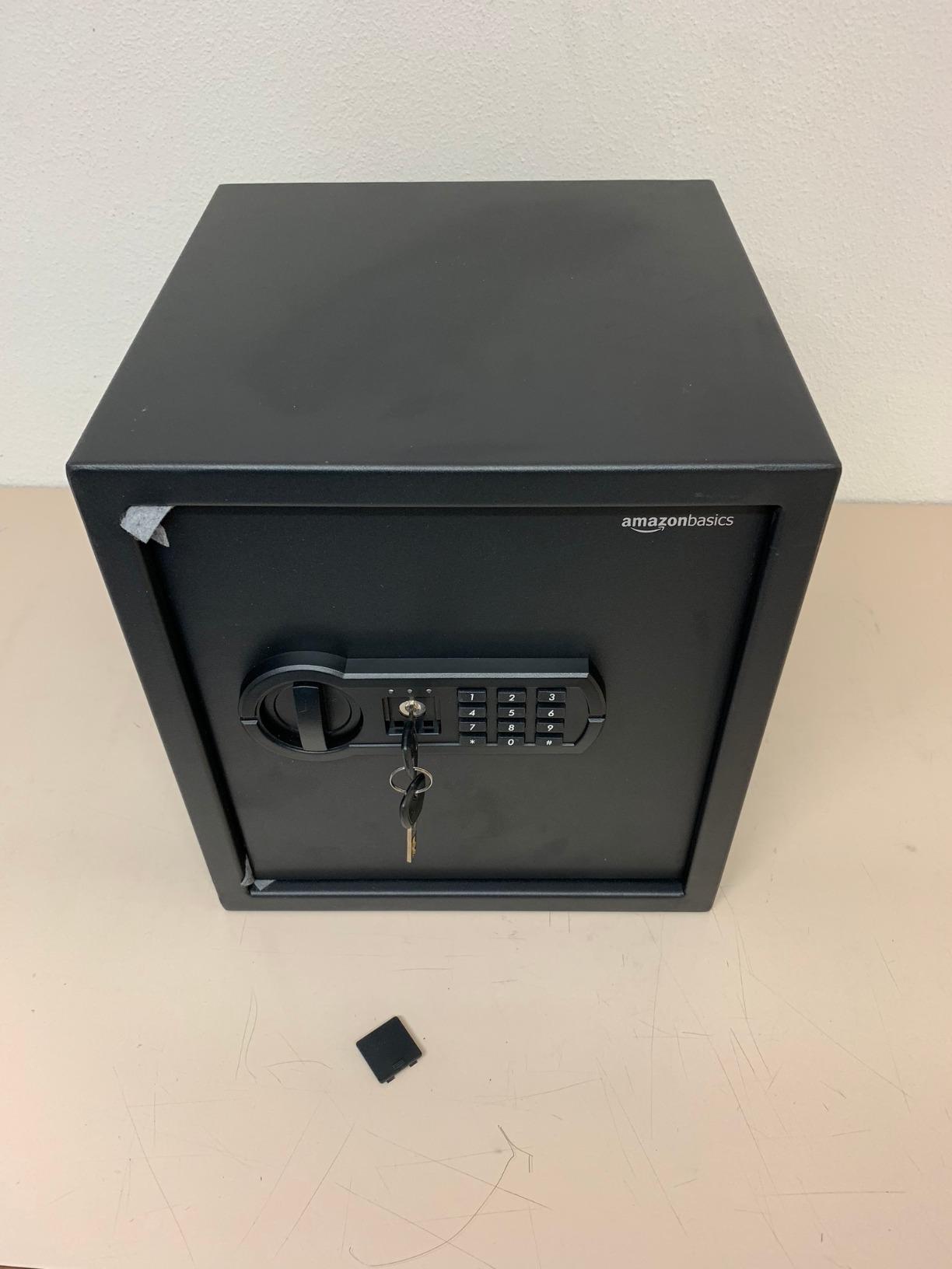 Amazon Basics Cassaforte Elettronica 34L acciaio nero