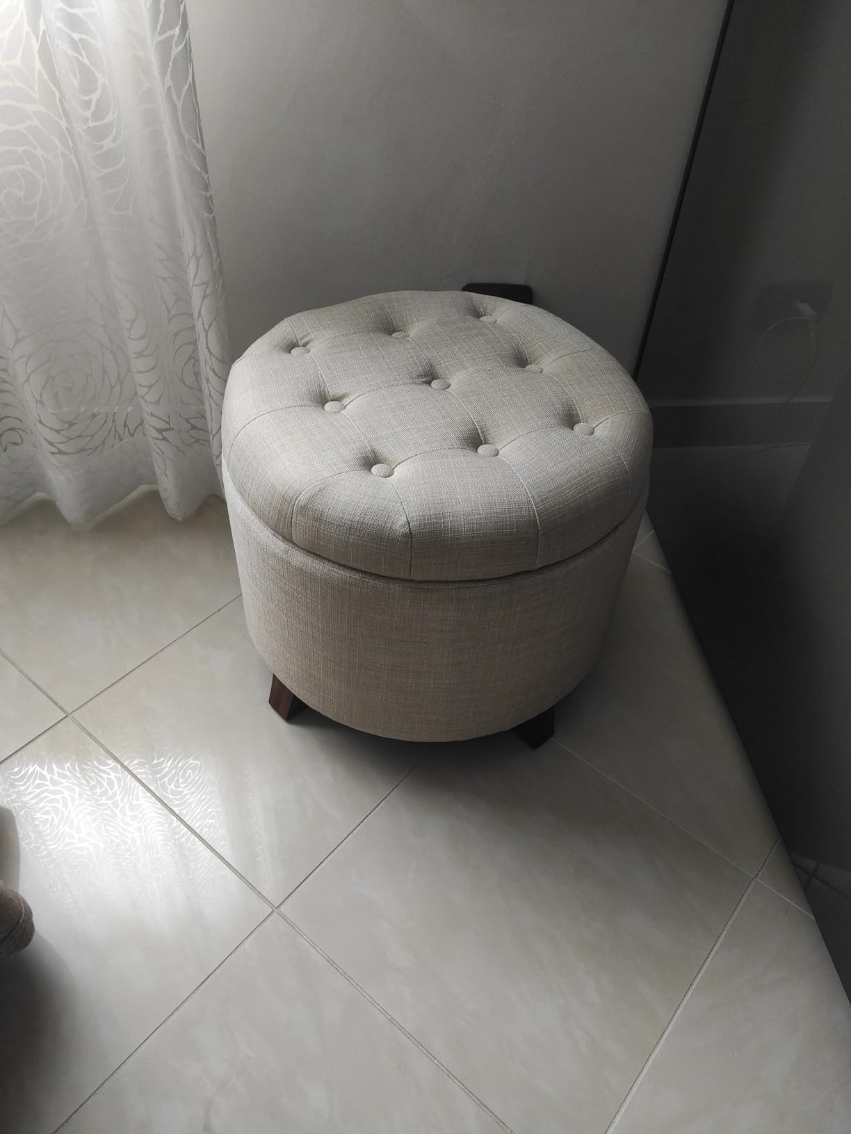 Amazon Basics Sgabello Imbottito Rotondo Beige Pouf Contenitore
