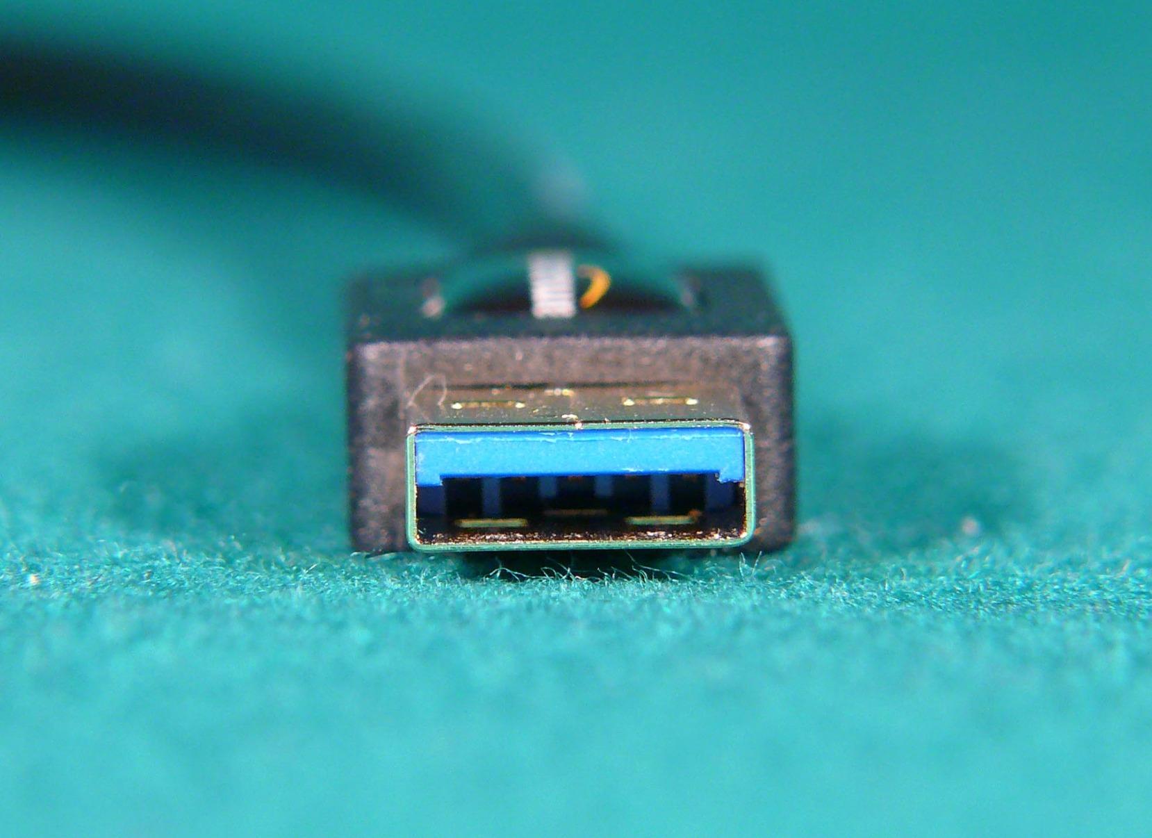 Amazon Basics Cavo Prolunga USB 3.0 3m Nero 4,8Gbps