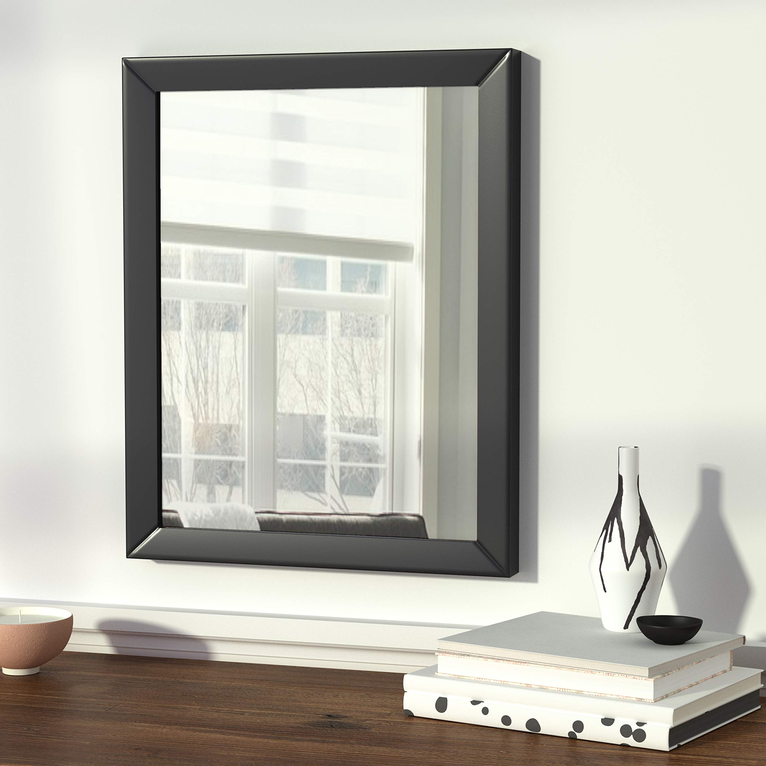 AmazonBasics Specchio Parete 40,6x50,8 Nero