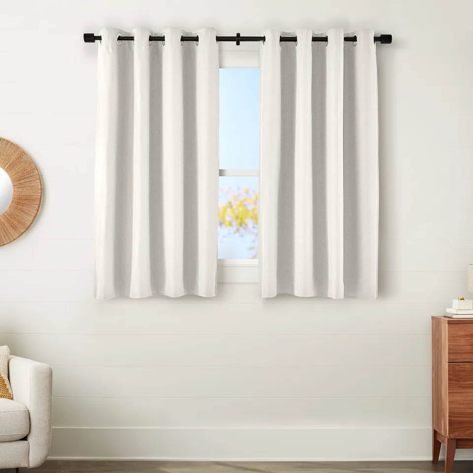 Amazon Basics Mabry 52x63 tende oscuranti avorio 2 pezzi blackout