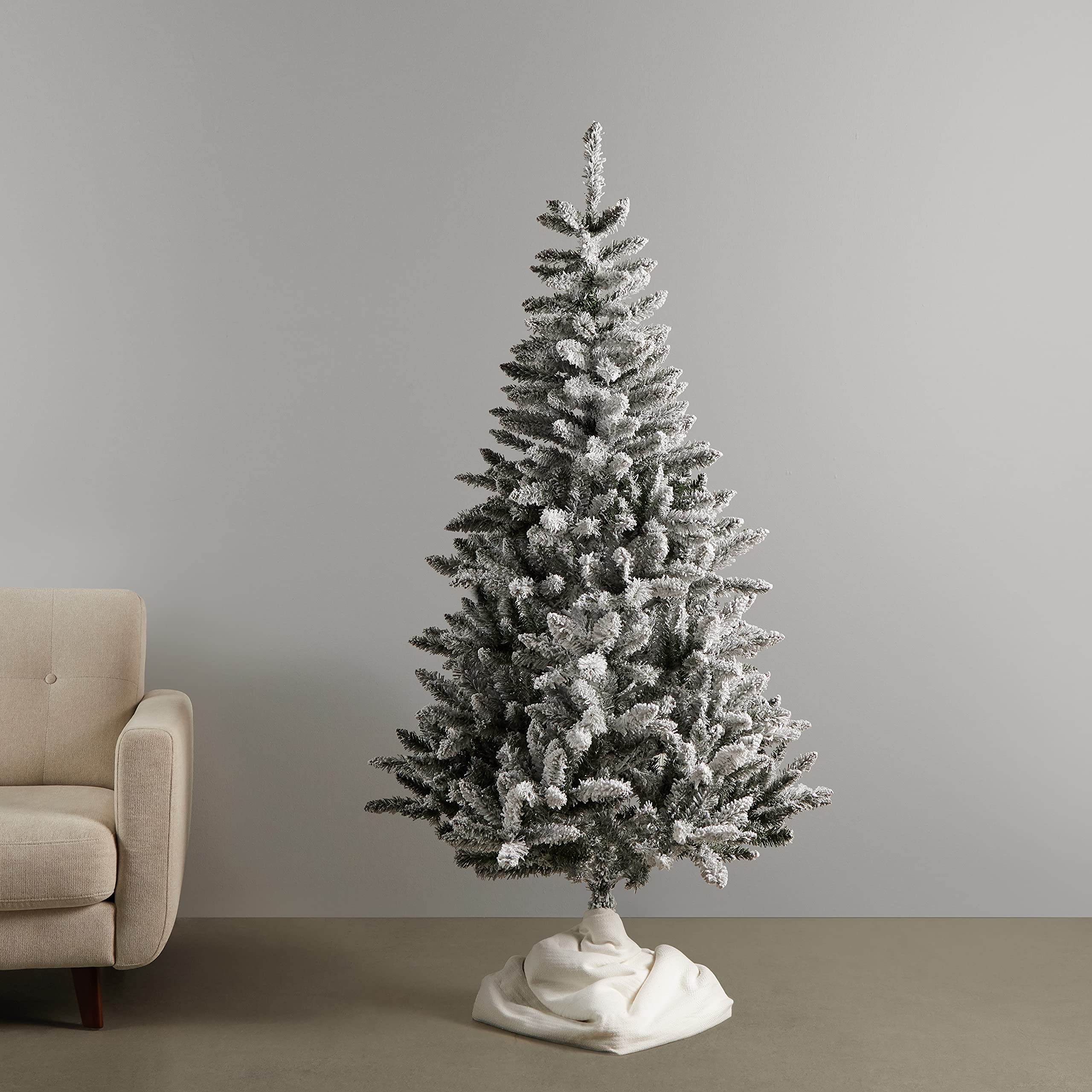 Amazon Basics Albero Natale Innevato 180 cm 618 Rami