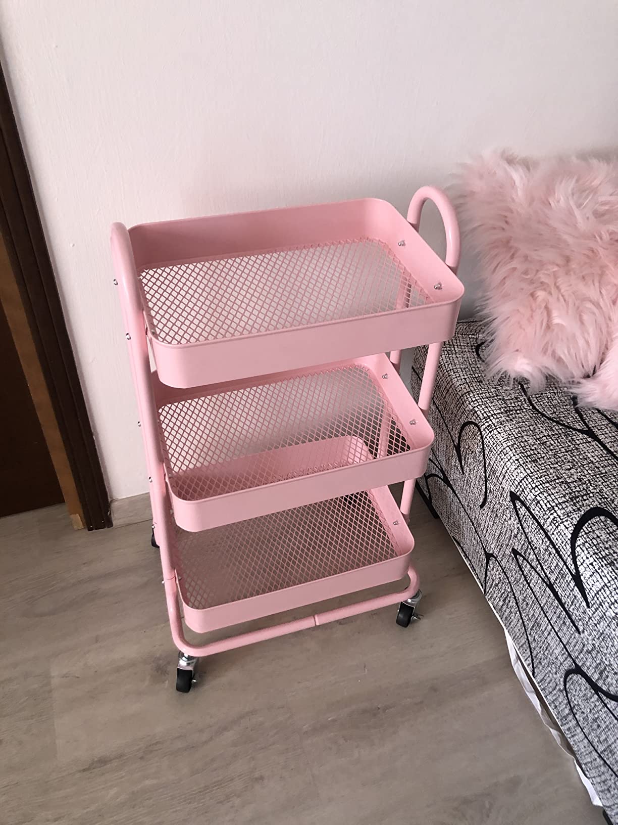 Amazon Basics Carrello 3 Ripiani con Ruote Rosa Antico Metallo