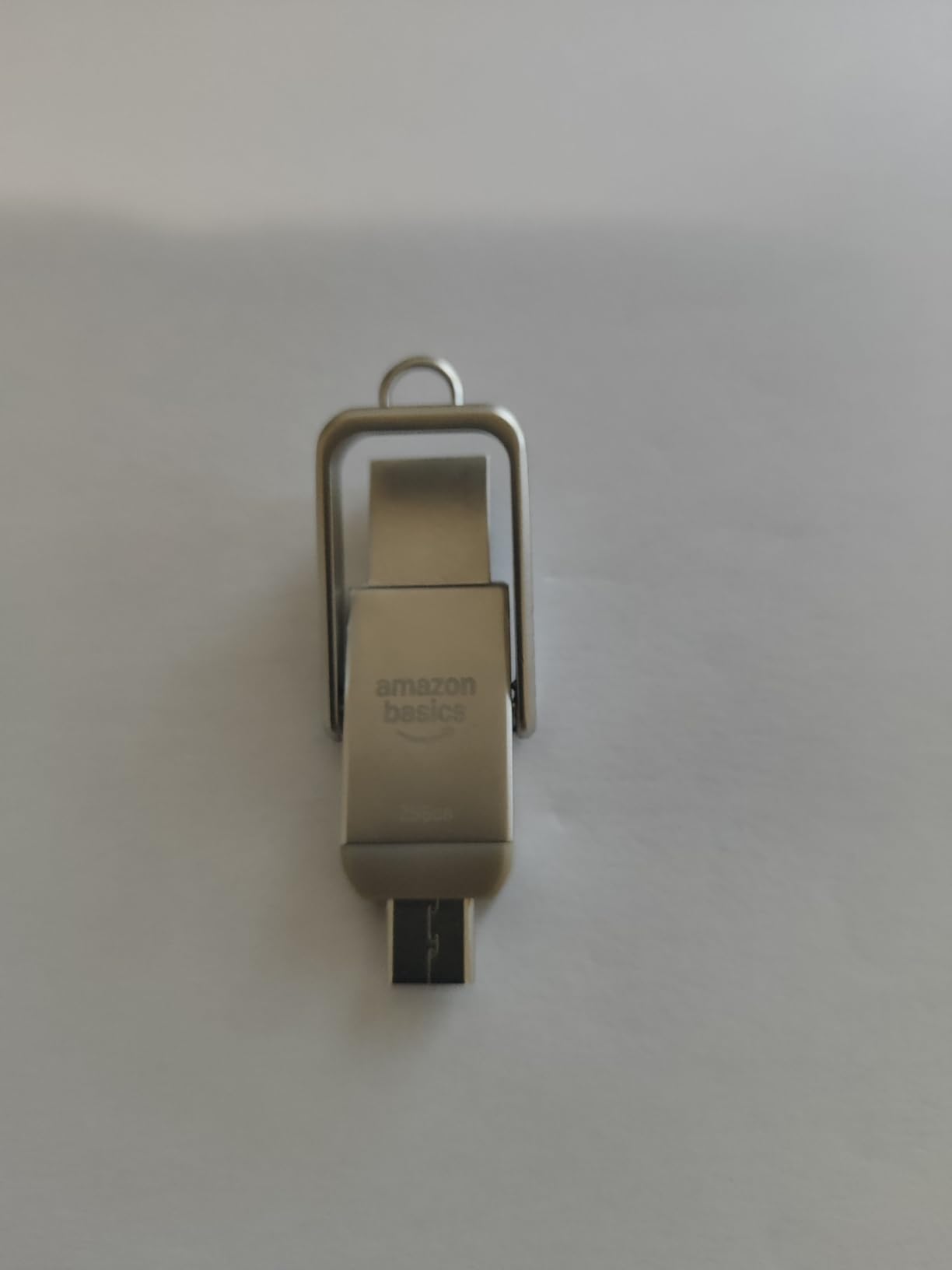 AmazonBasics chiavetta USB doppia USB-C USB-A 256 GB argento