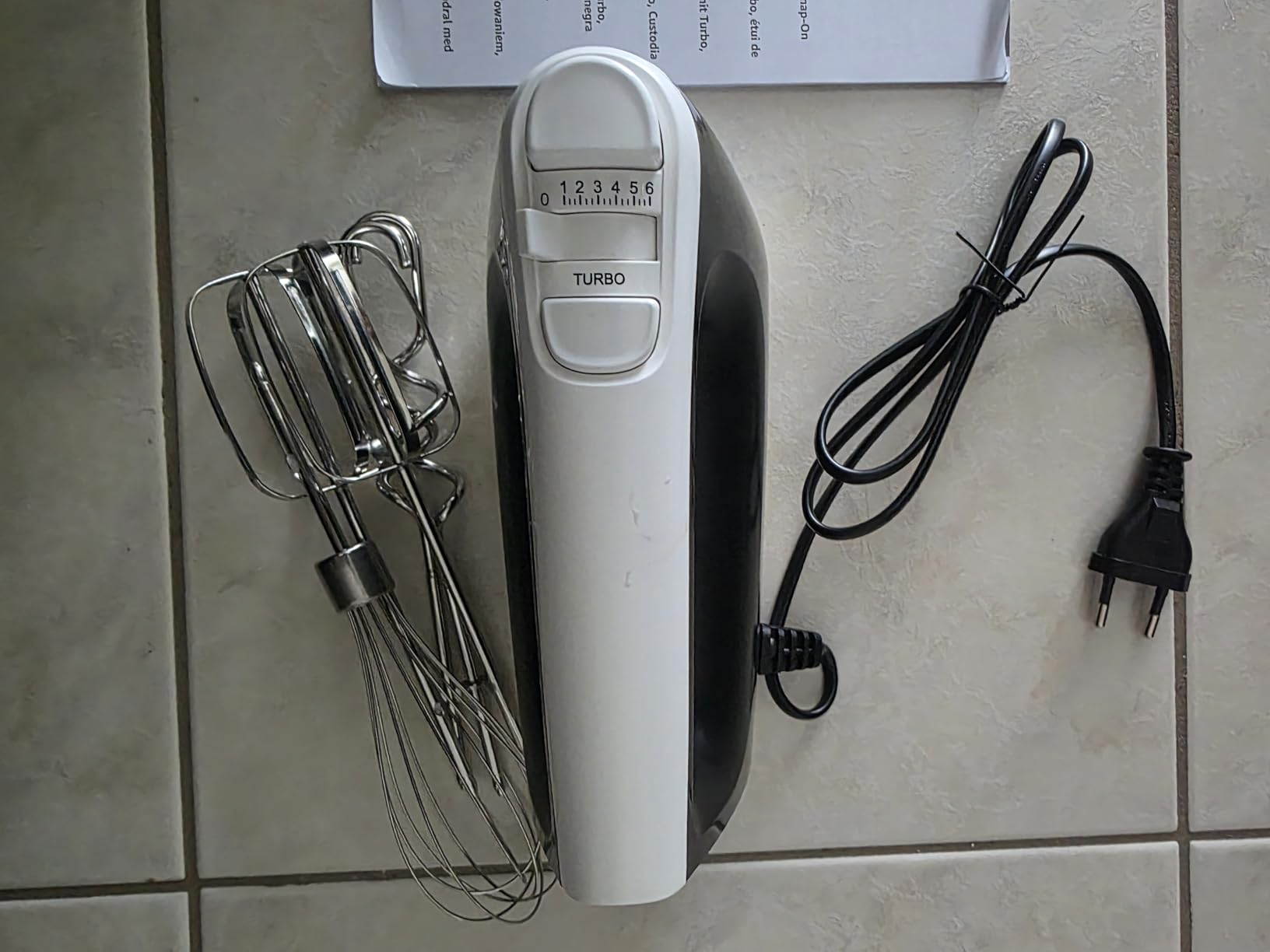 Amazon Basics Mixer Manuale Elettrico 400W 6 Velocità Nero