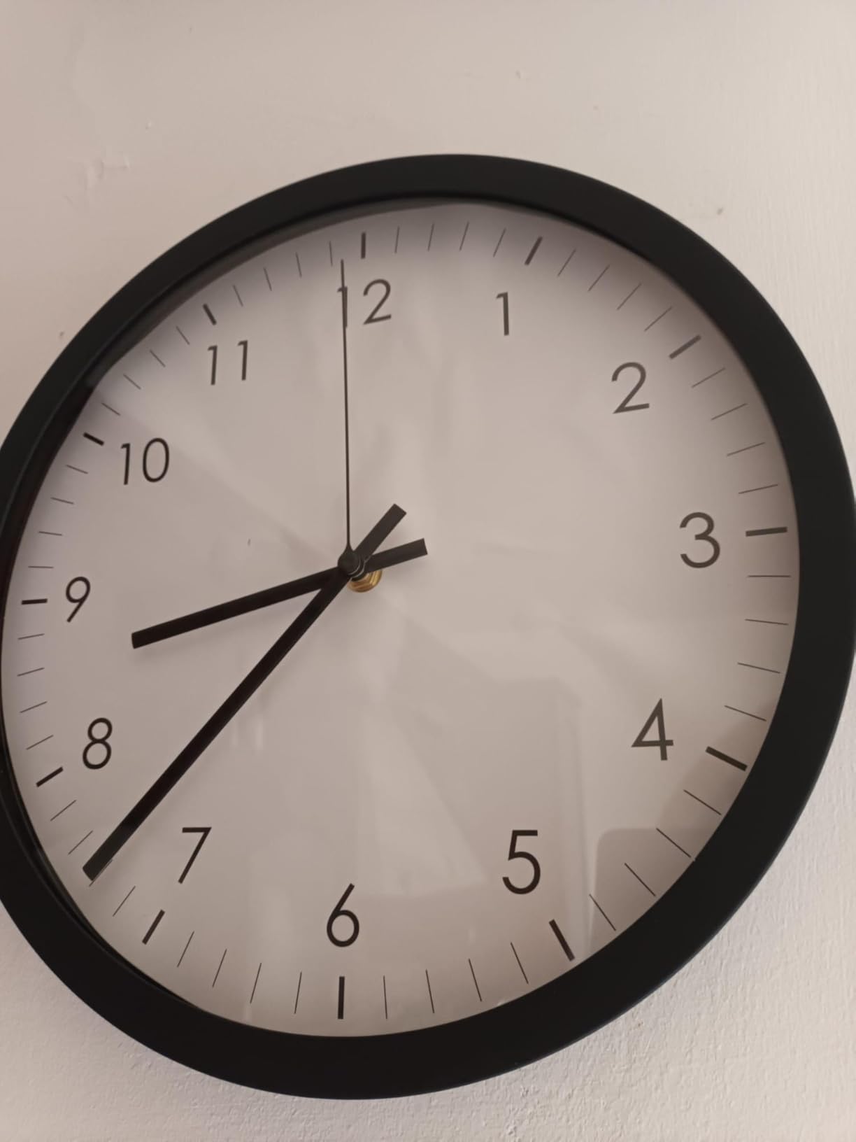 Amazon Basics Orologio da Parete 30 cm Nero Silenzioso
