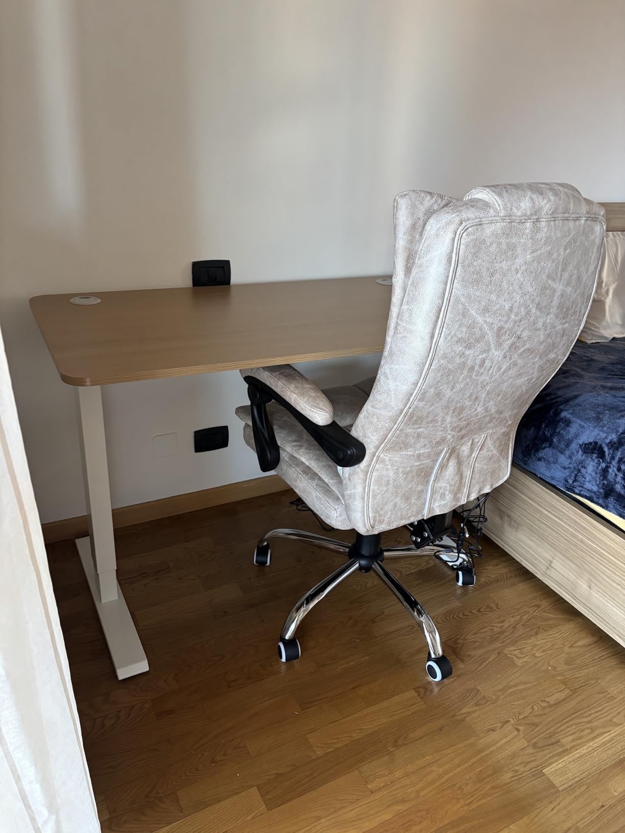 Amazon Basics scrivania sit-stand elettrica 120x60 faggio
