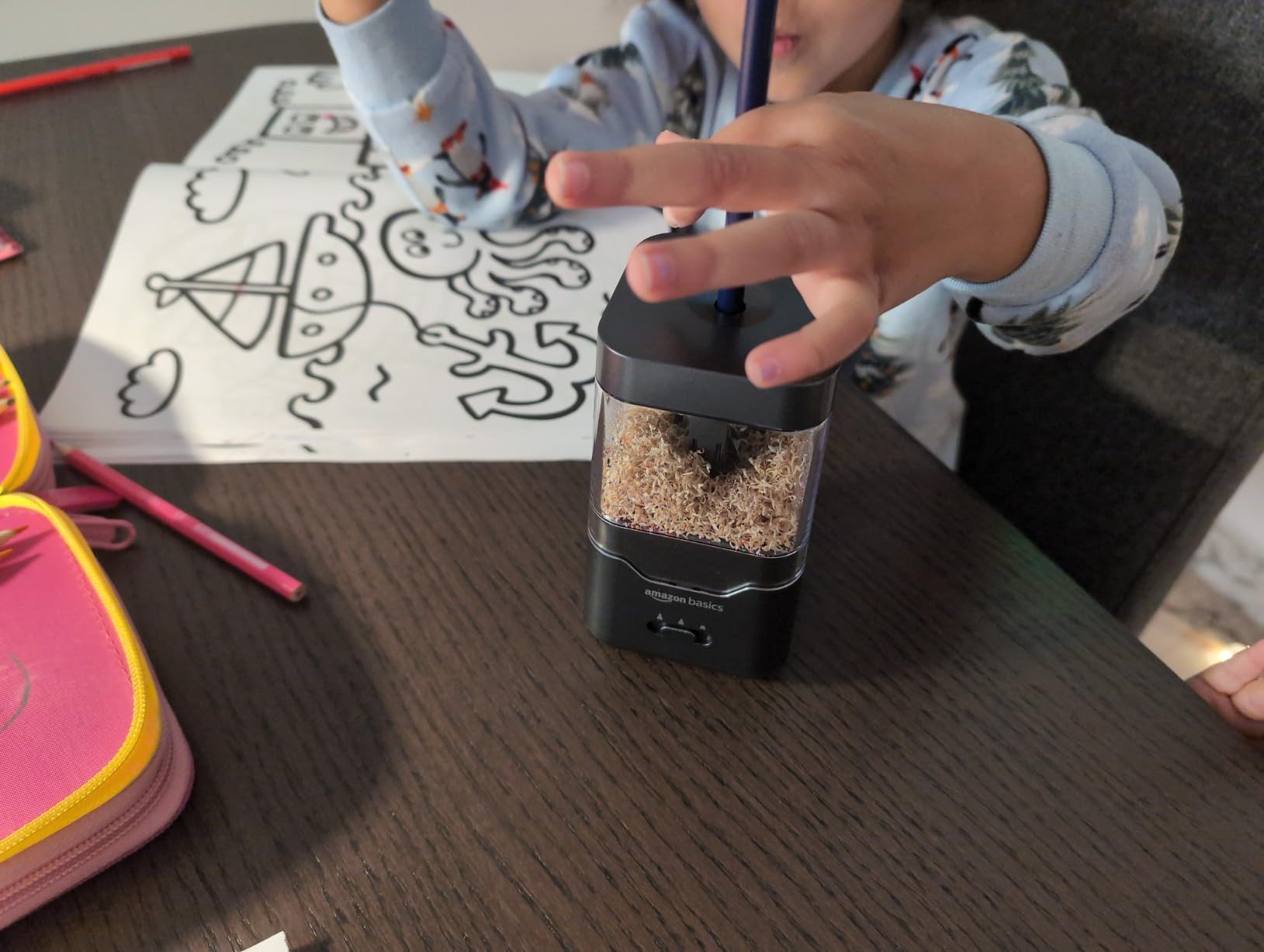 Amazon Basics Temperamatite Elettrico Nero Batteria USB