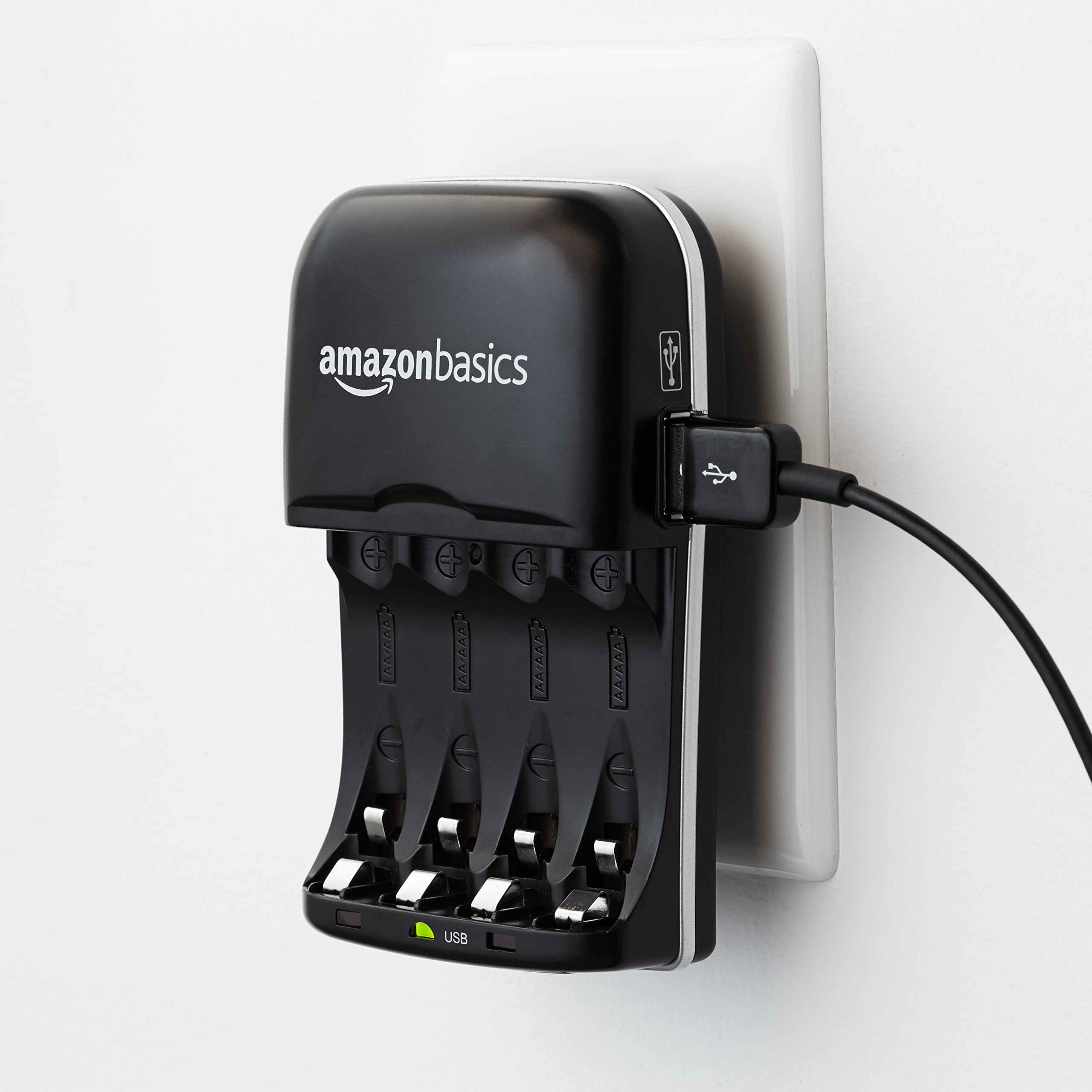 AmazonBasics Caricabatterie USB Ni-MH AA AAA nero