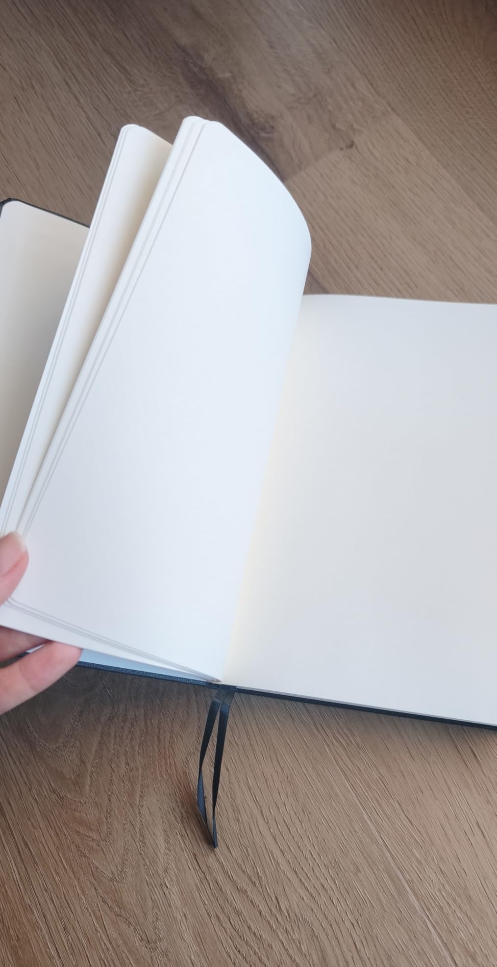 AmazonBasics Taccuino A righe A5 Blu Navy 240 Pagine