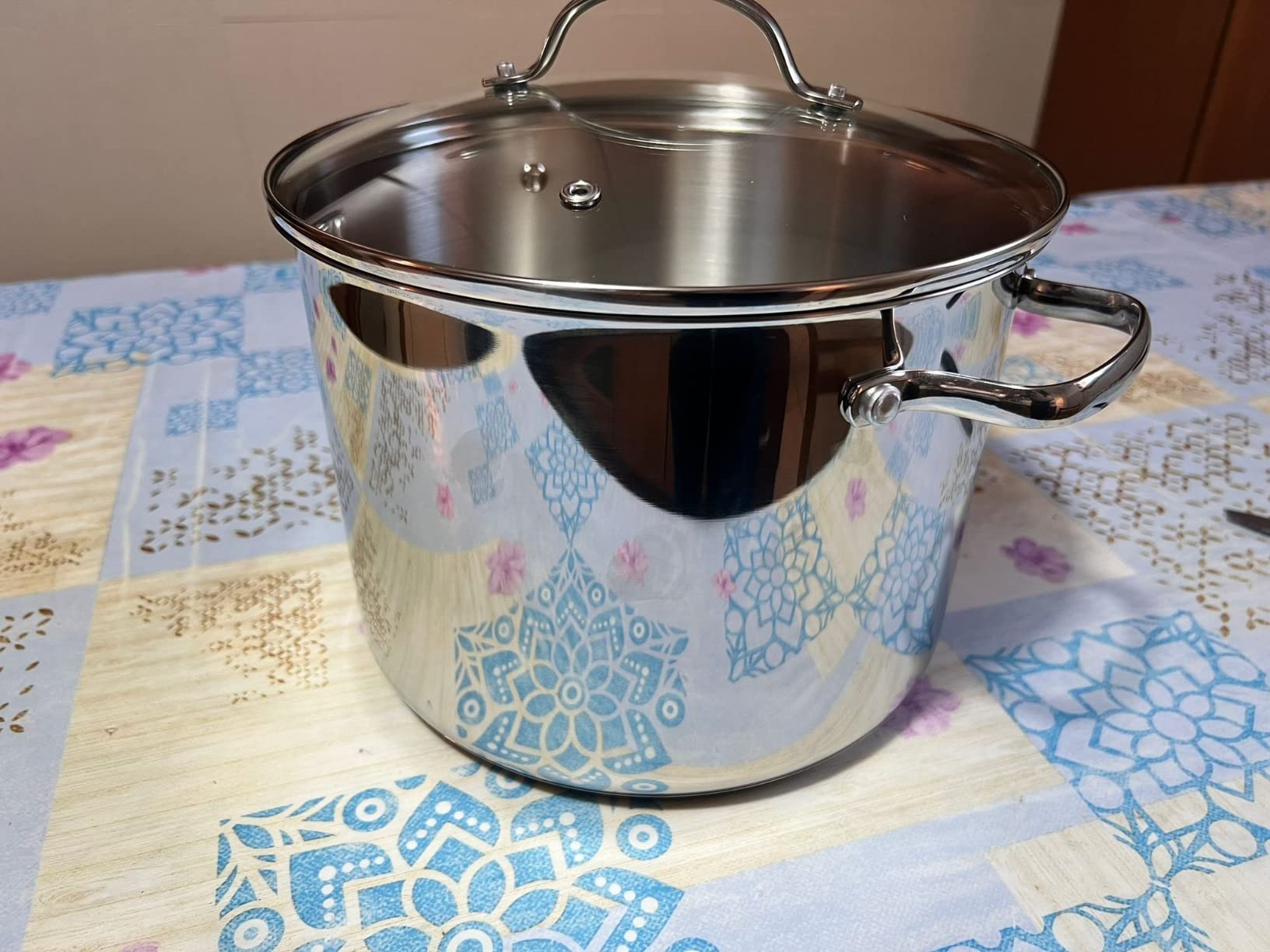 Amazon Basics Pentolone Acciaio Inox 7,6 L con Coperchio Vetro