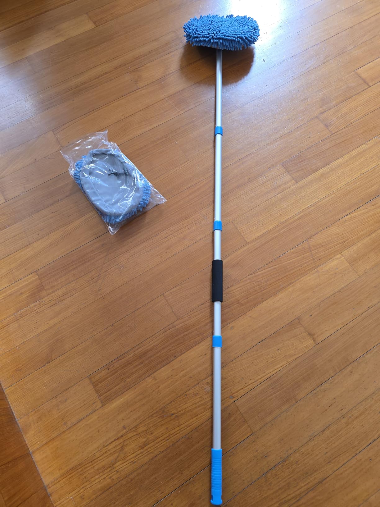 Amazon Basics Spazzola Lavaggio Auto Telescopica 158 cm Blu