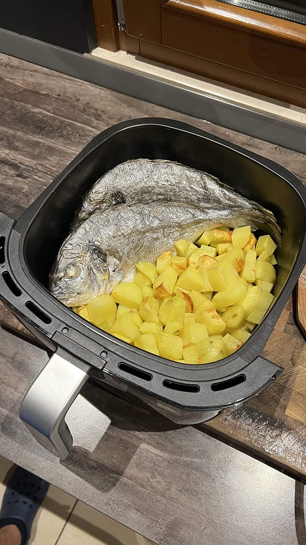 Amazon Basics Friggitrice ad Aria 6L Nera 8 Programmi