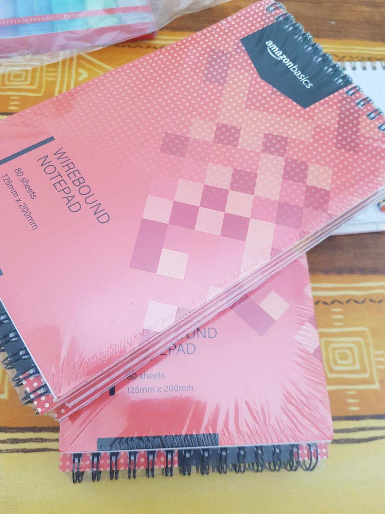 Amazon Basics Taccuino Spirale A4+ Rosso 3 Pezzi Righe