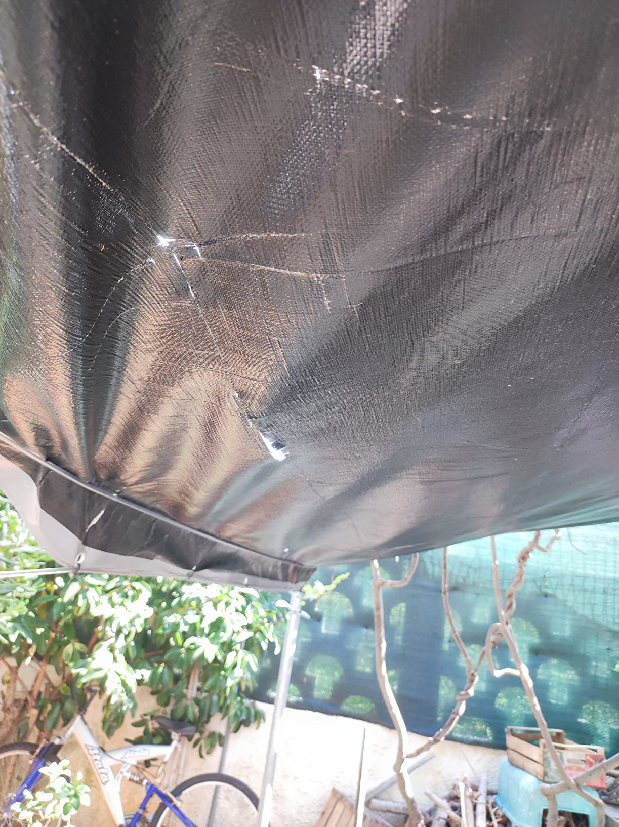 AmazonBasics Telo Impermeabile 3,6 x 6 m Argento/Nero