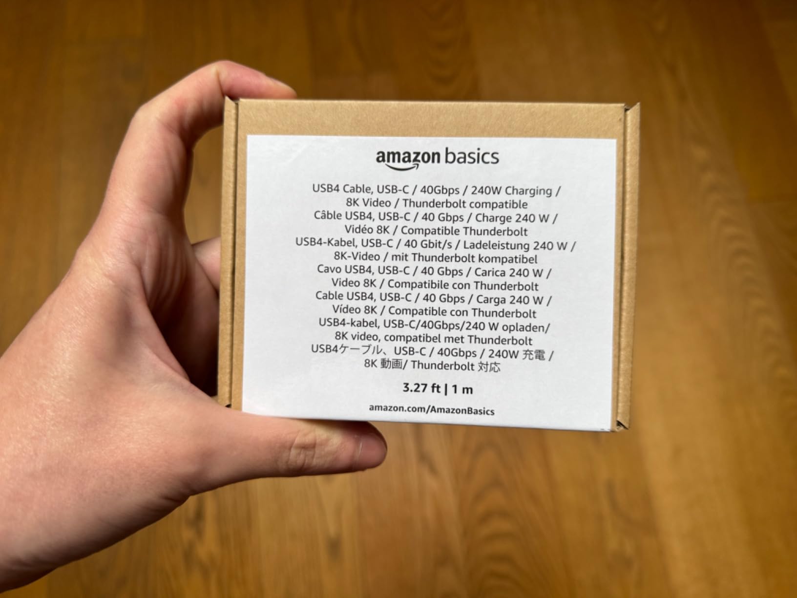 AmazonBasics Cavo USB4 USB-C 1 m 240W 40Gbps 8K Nero