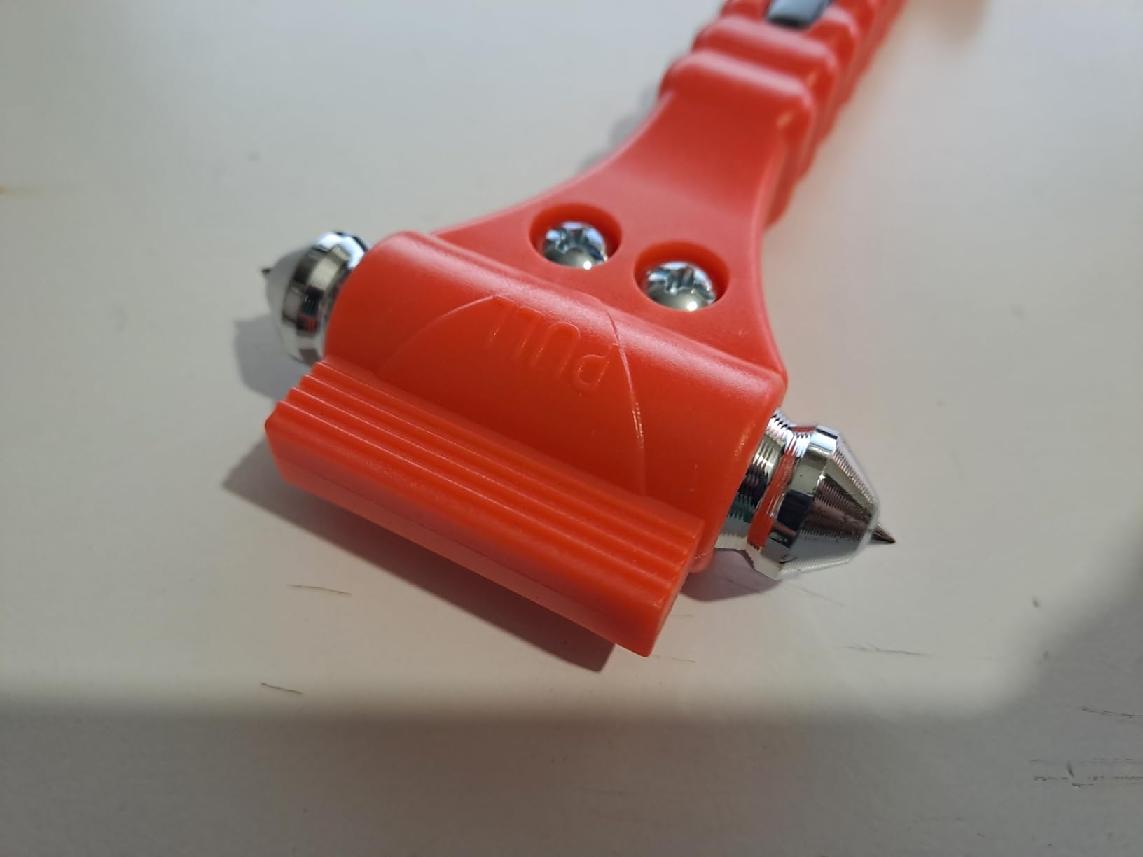 AmazonBasics martello emergenza rompivetro taglierino 2 pezzi