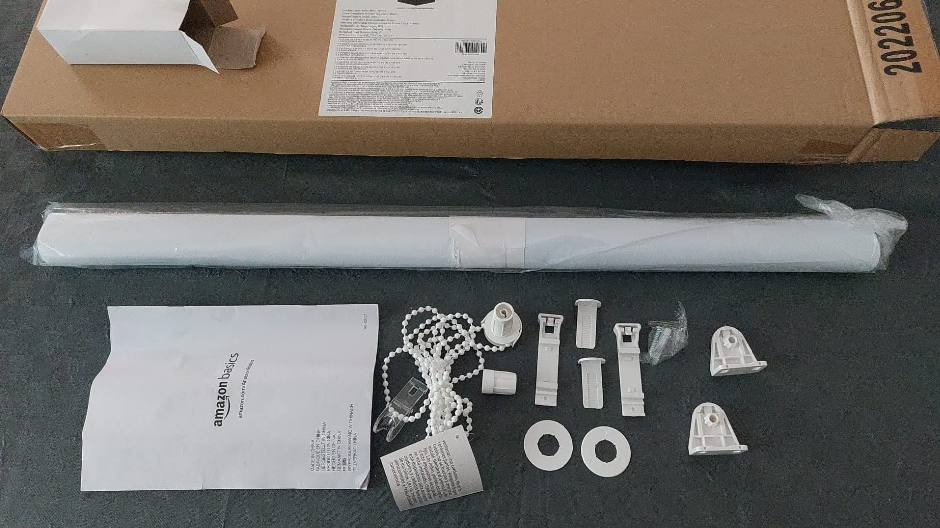 Amazon Basics Tenda a Rullo 66x150 cm Bianca Zebra