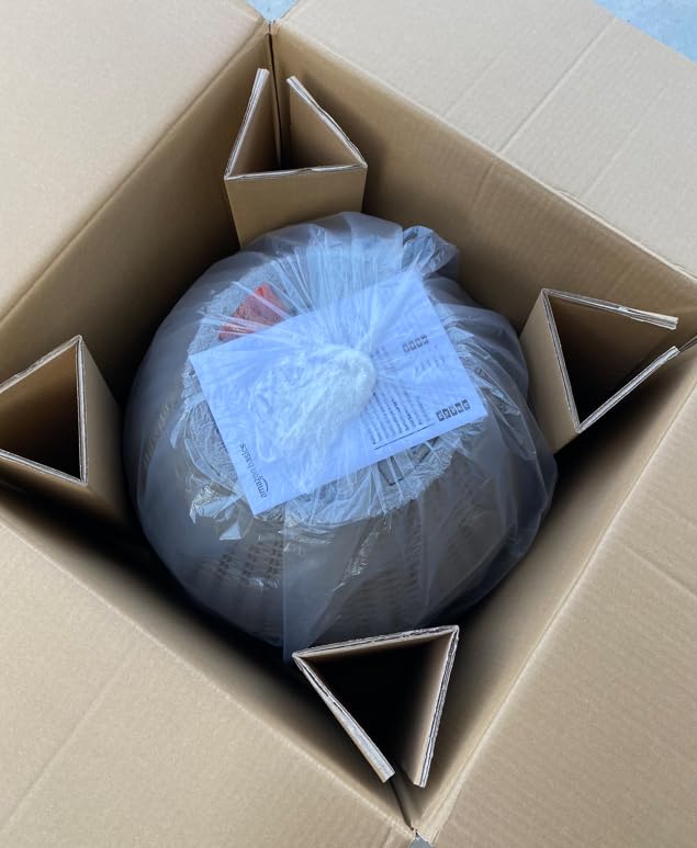 Amazon Basics Tavolo Bar Refrigerante 30L Rattan Marrone