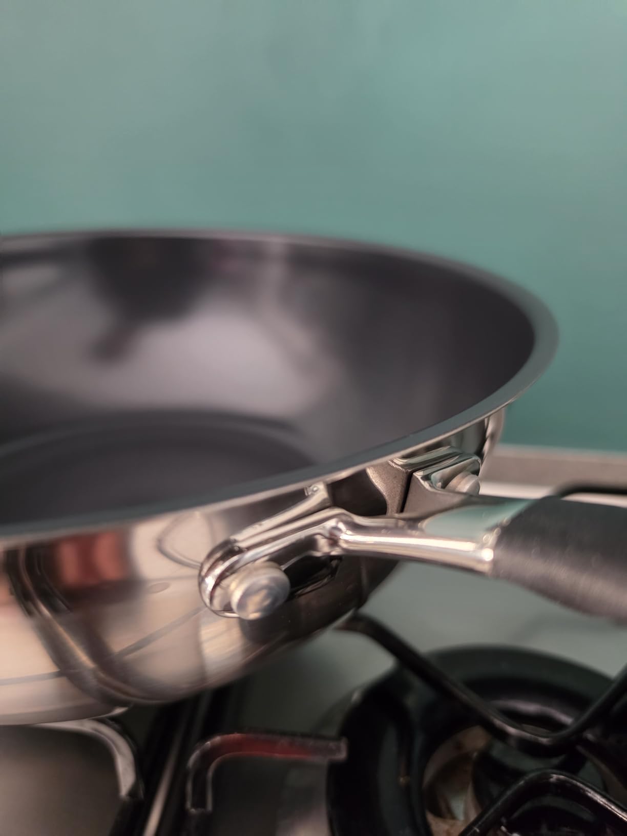 Amazon Basics Padella Wok Ceramica Antiaderente 28 cm