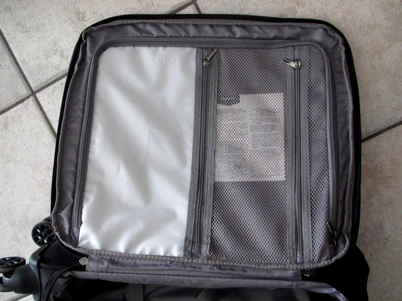 Amazon Basics Premium Valigia Morbida Espandibile TSA