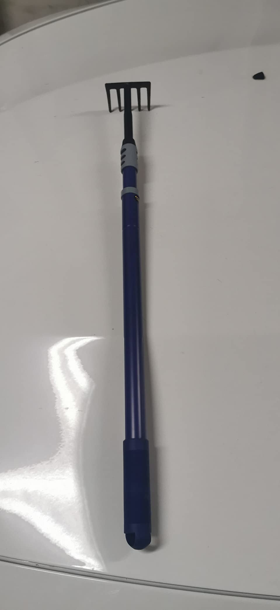Amazon Basics Rastrello telescopico acciaio 80-120 cm