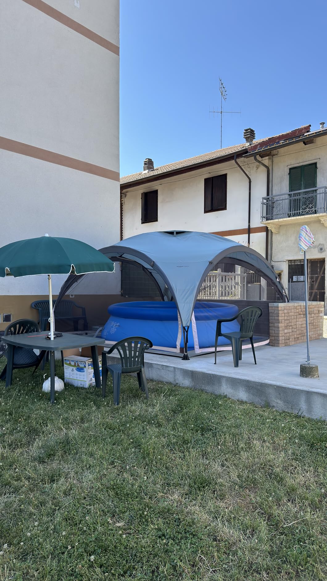 Amazon Basics Gazebo Giardino Spiaggia 3,65x3,65 m Verde