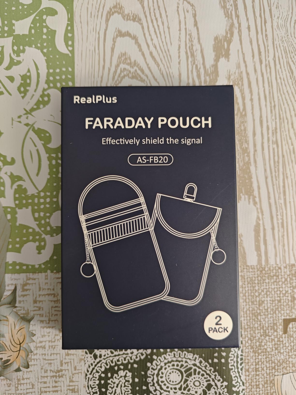 RealPlus protezione keyless go custodia Faraday 14x9 cm 2 pz
