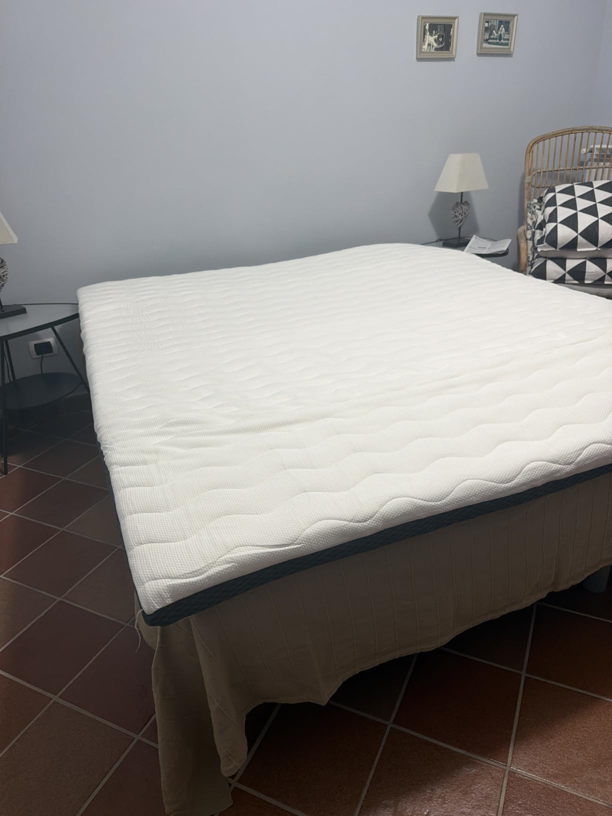 AmazonBasics Topper Matrimoniale 180x200x7cm Memory Bianco