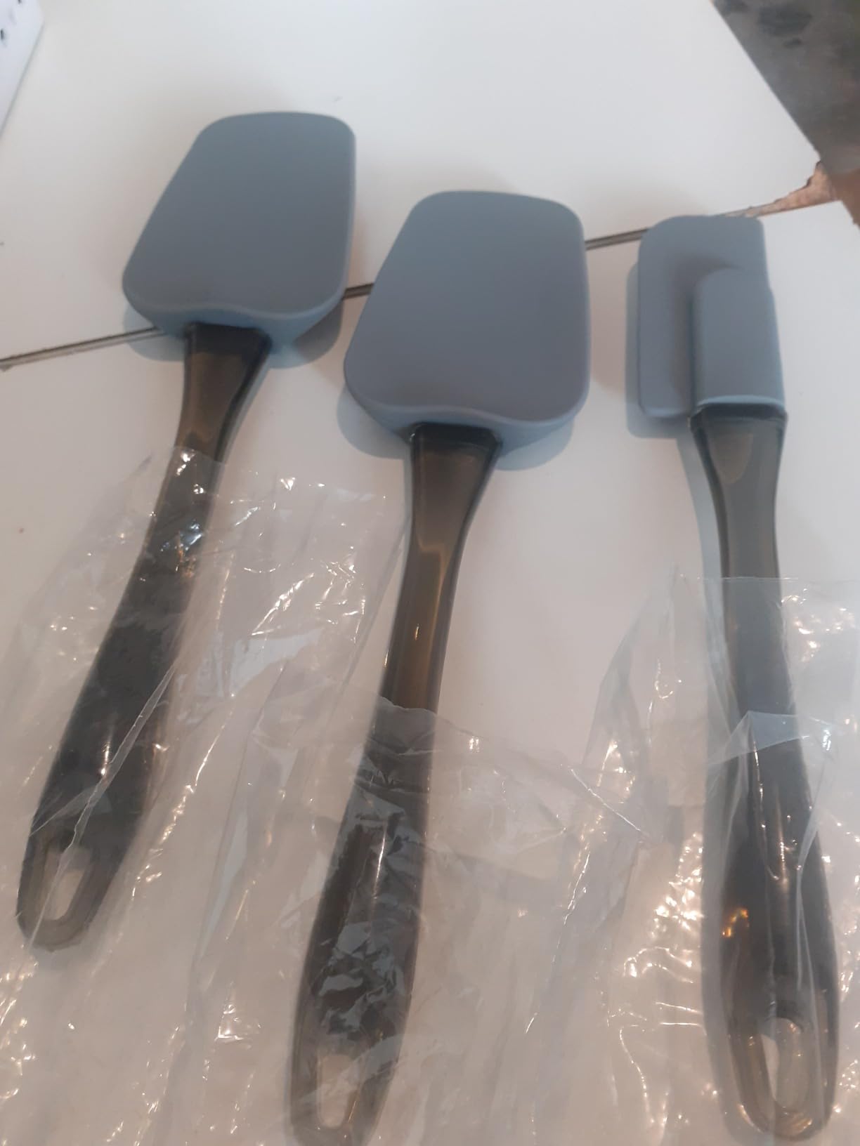 AmazonBasics Set 3 Spatole Silicone Grigio Cucina