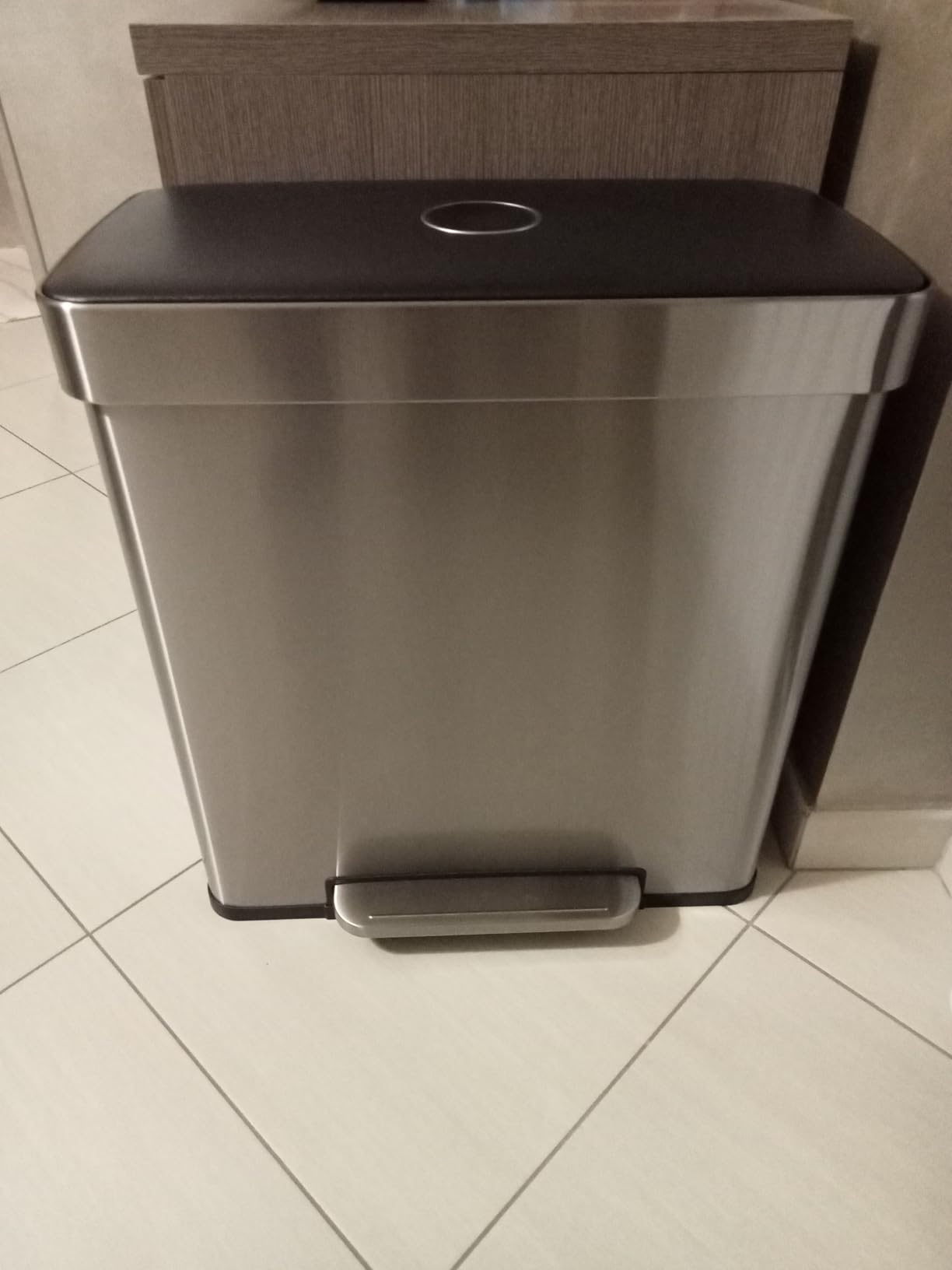 AmazonBasics Pattumiera 30+30L Doppia 60L Acciaio Inox