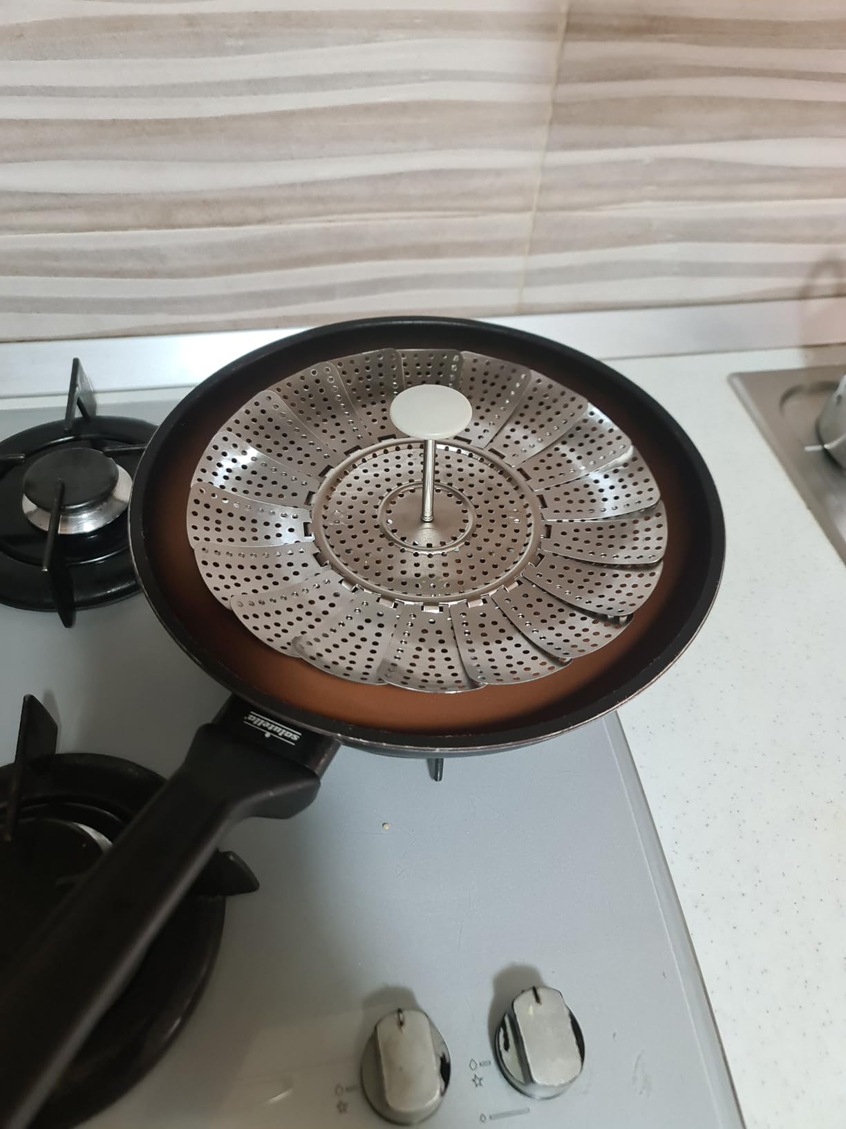 Amazon Basics Cestello Vapore Acciaio 14-23,5cm