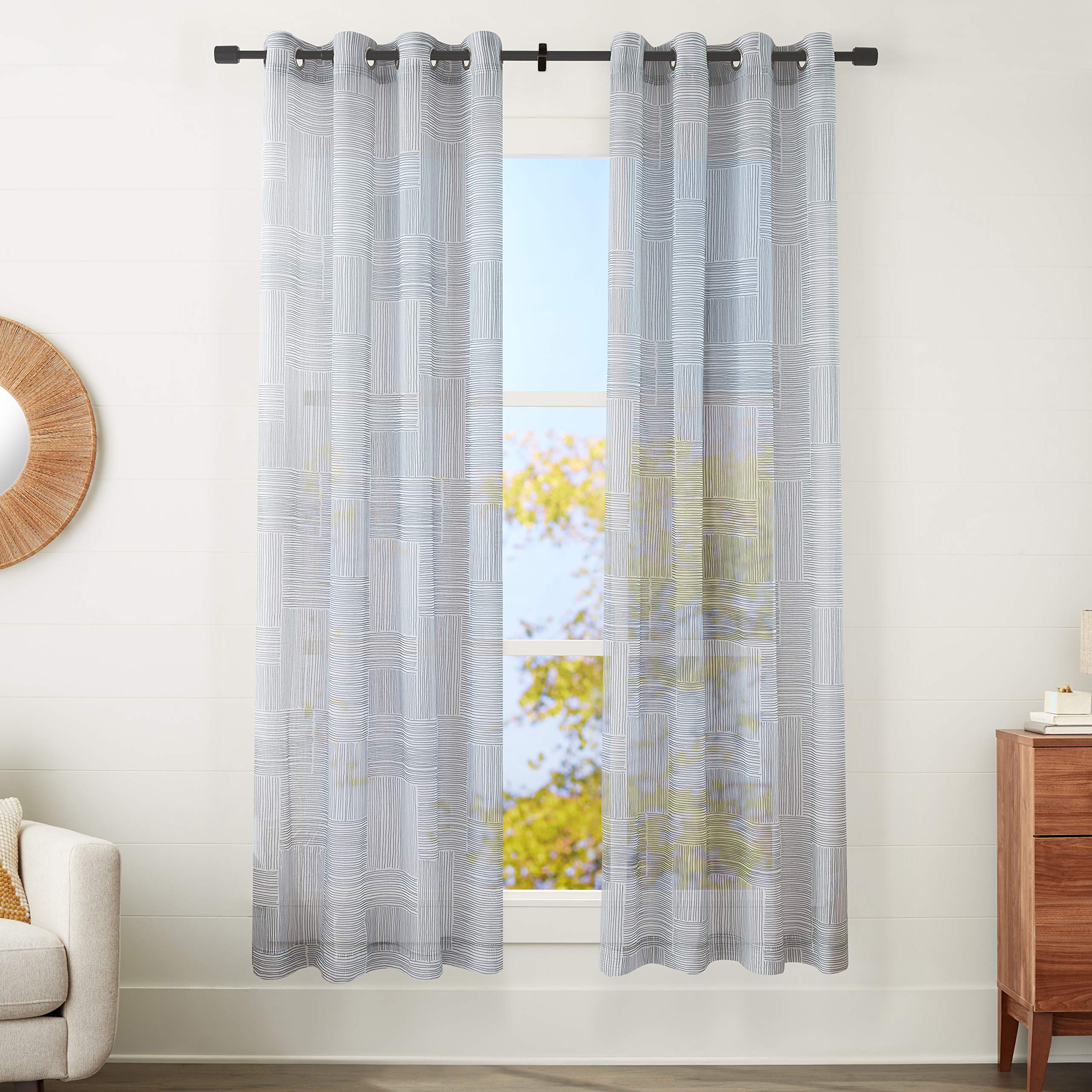 AmazonBasics Painterly Grid Tenda Velata 127x241cm Grigia 2 Pezzi