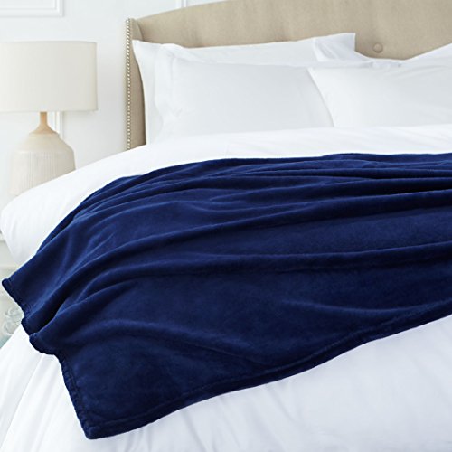 AmazonBasics copriletto velluto 168 x 229 cm blu navy